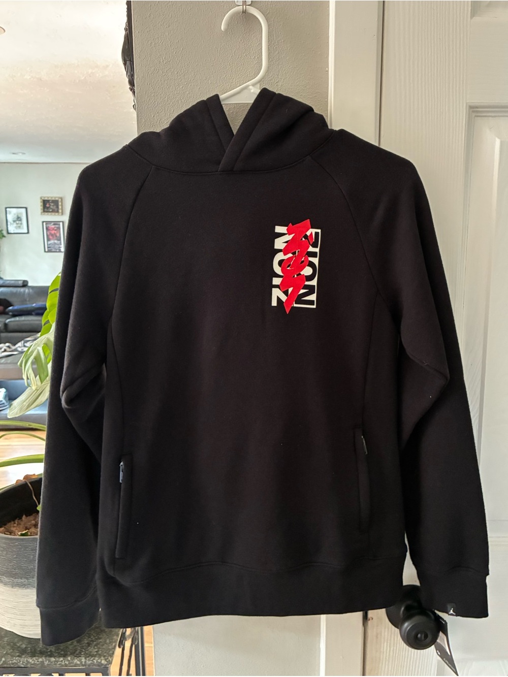 Jordan Zion Williamson Hoodie NWT Youth Large